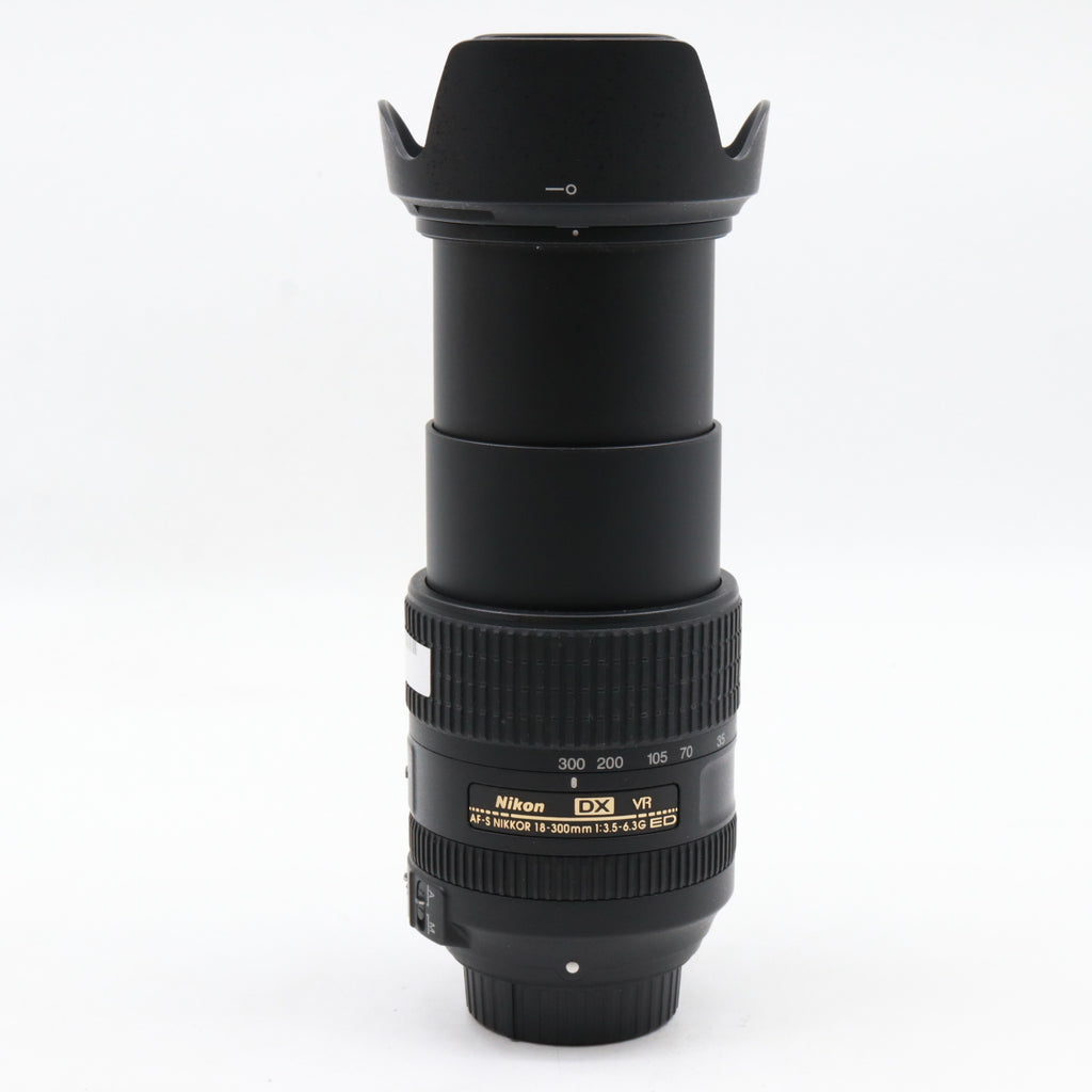 Nikon AF-S 18-300mm f/3.5-5.6G ED VR DX tweedehands