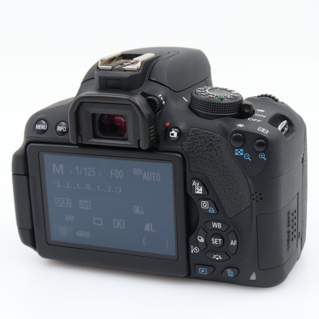 Canon EOS 700D boîtier occasion