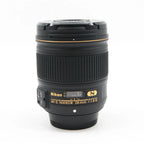 Nikon AF-S 28mm f/1.8G segunda mano