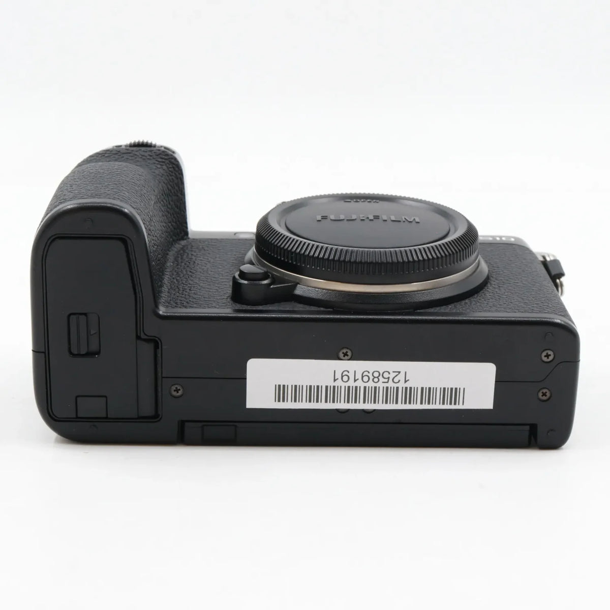 Fujifilm X-S10 body used