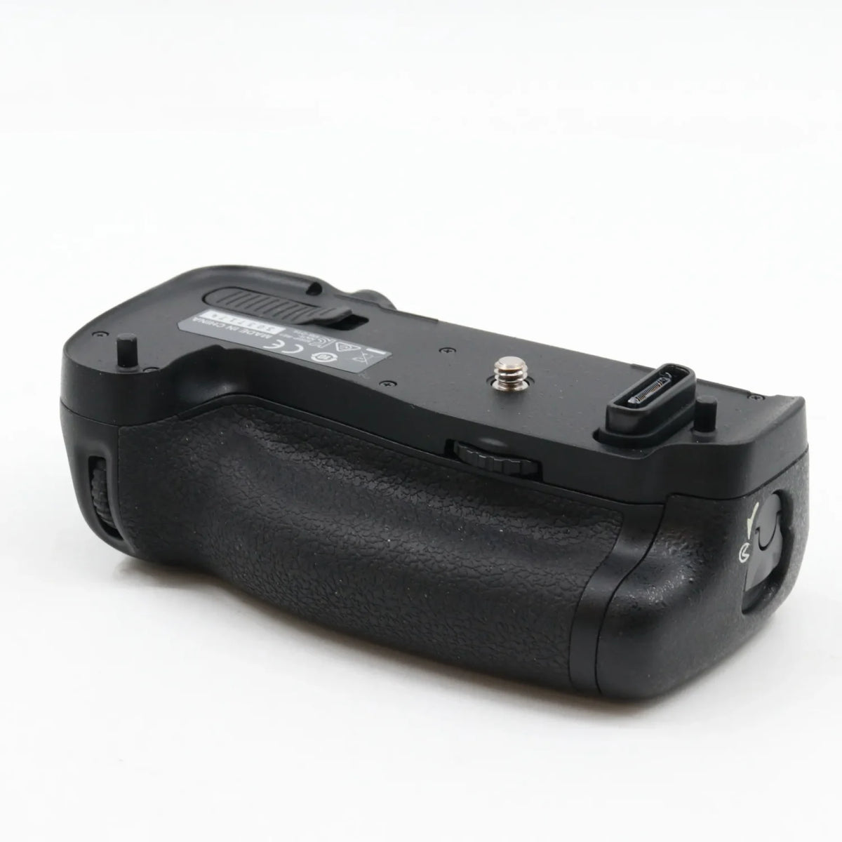 Nikon MB-D16 batterygrip used