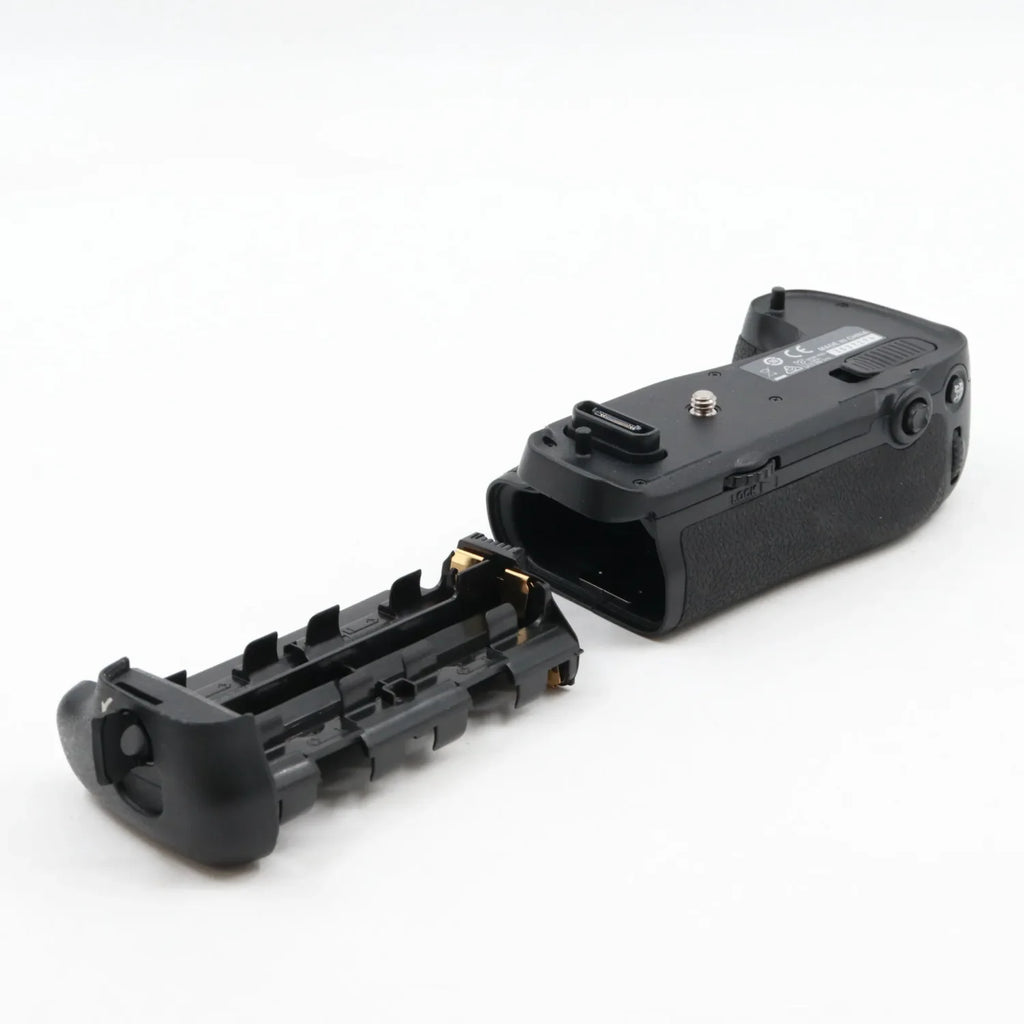 Nikon MB-D16 batterygrip used