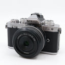 Nikon Z fc + 28mm F/2.8 special edition tweedehands