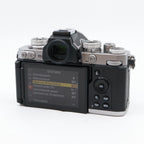 Nikon Z fc + 28mm F/2.8 special edition tweedehands