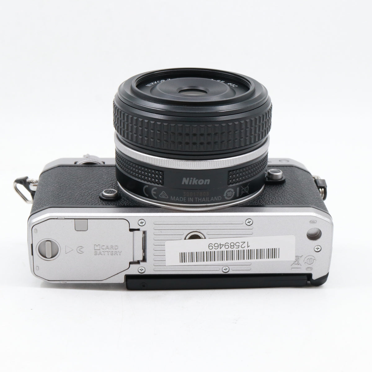 Nikon Z fc + 28mm F/2.8 special edition tweedehands