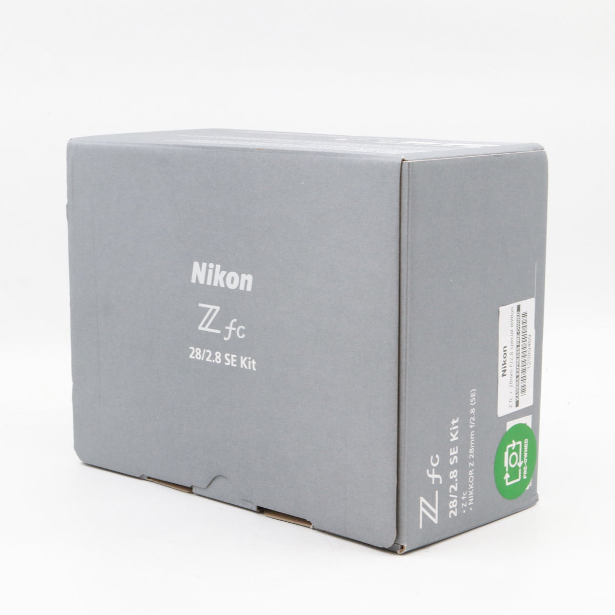 Nikon Z fc + 28mm F/2.8 special edition tweedehands