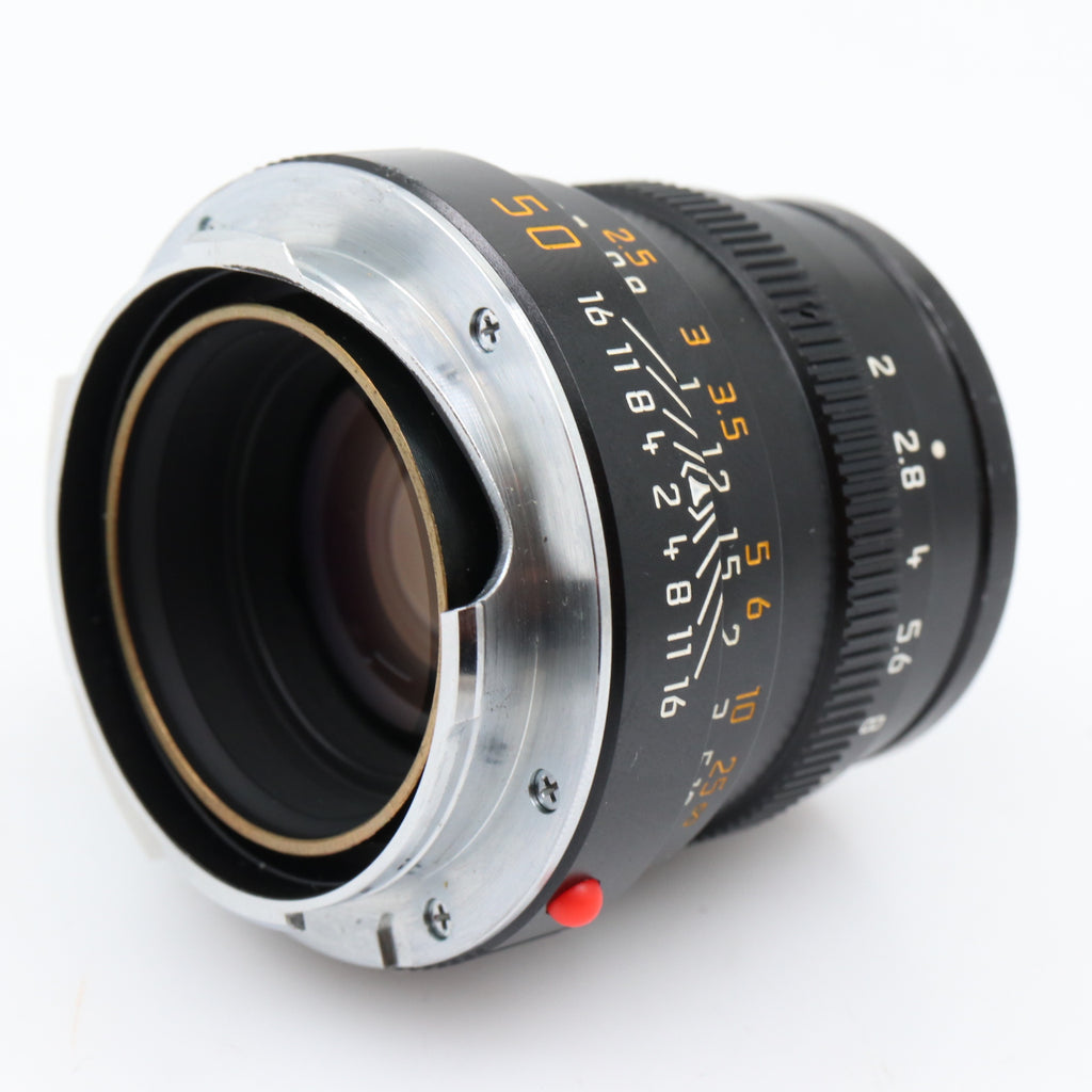 Leica 11826 Summicron-M 50mm F/2 (Tiger Claw) tweedehands