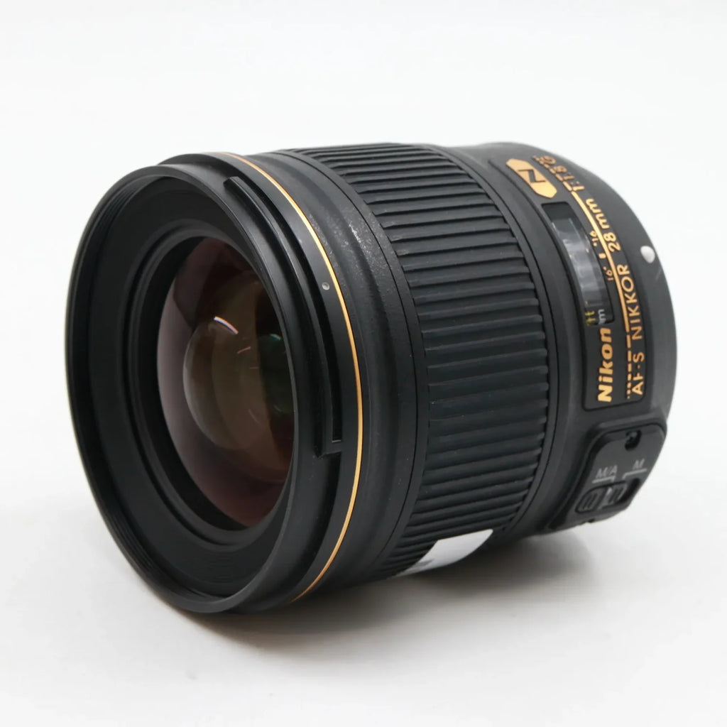 Nikon AF-S 28mm f/1.8 G