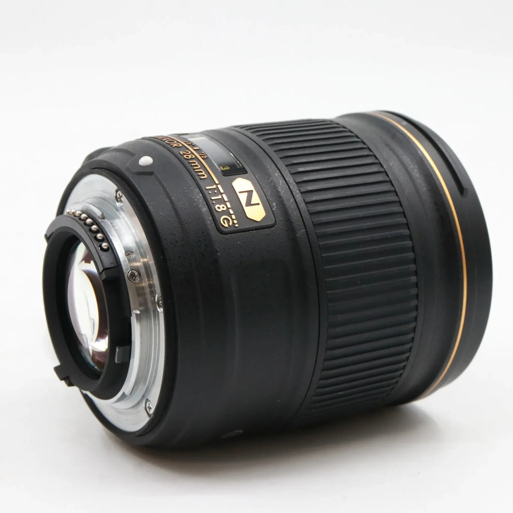 Nikon AF-S 28mm f/1.8 G
