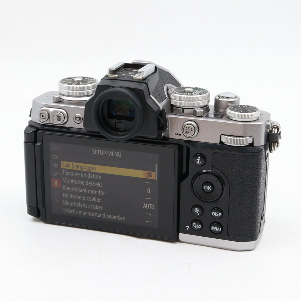 Nikon Z fc body tweedehands