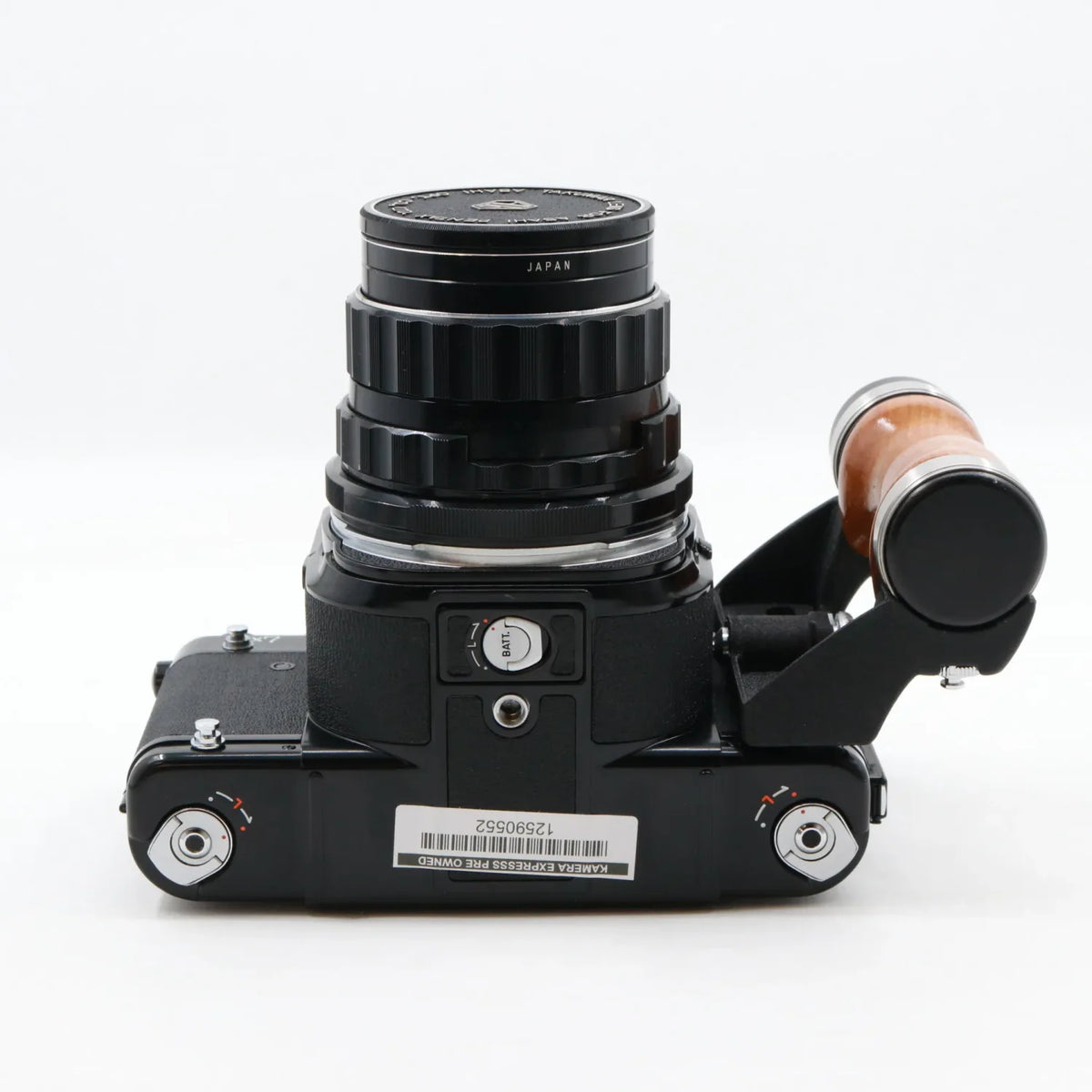 Pentax 6x7 body + SMC Takumar 105mm f/2.4 + handle tweedehands