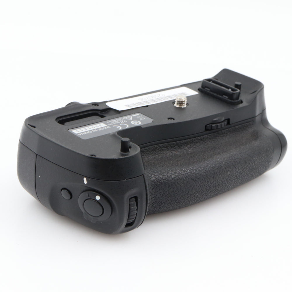Nikon MB-D17 batterygrip used