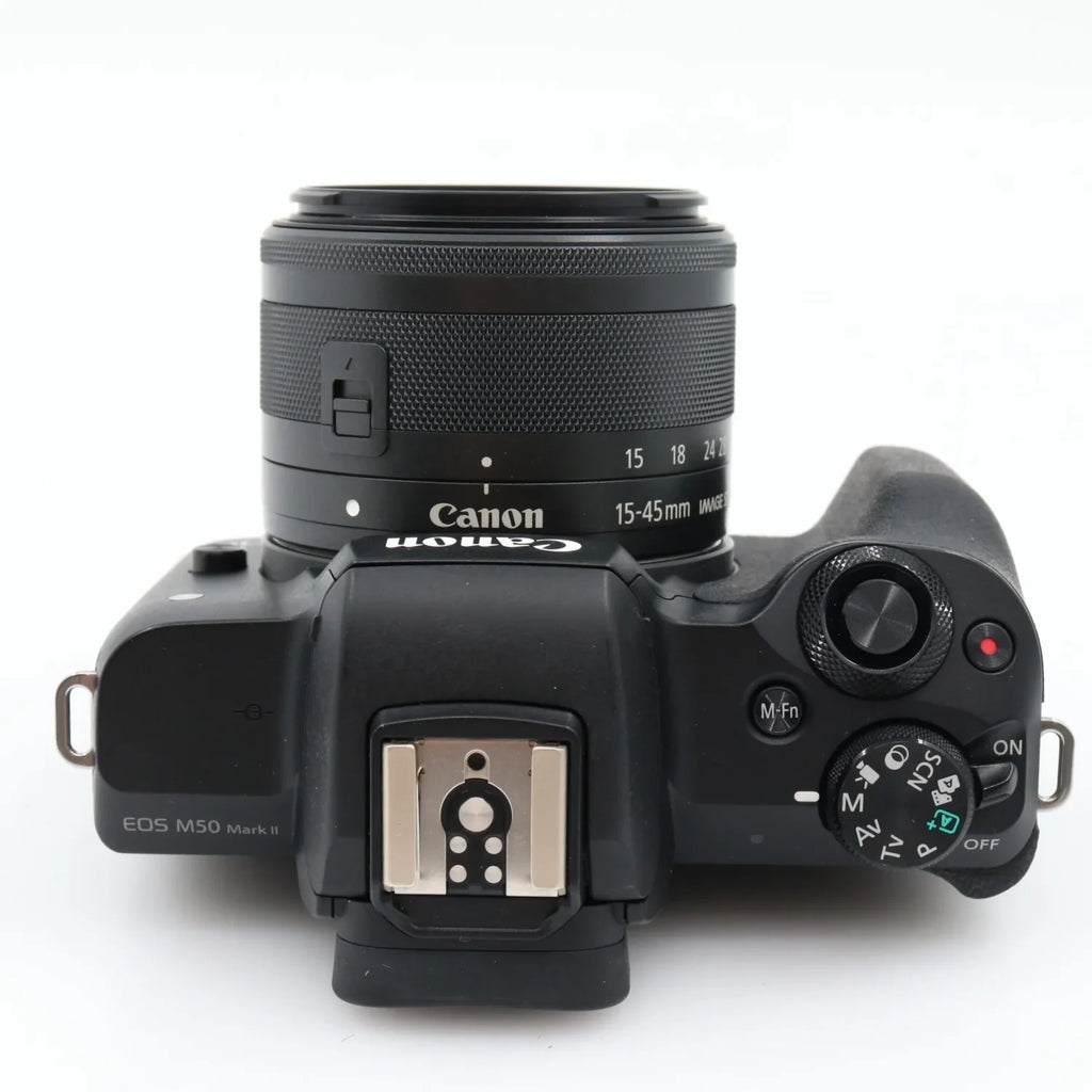 Canon EOS M50 mark II + EF-M 15-45mm f/3.5-6.3 IS STM occasion