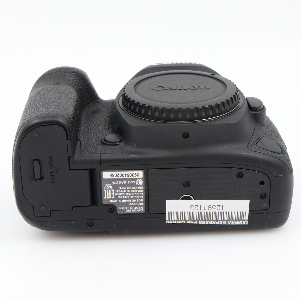 Canon EOS 5D mark IV body used