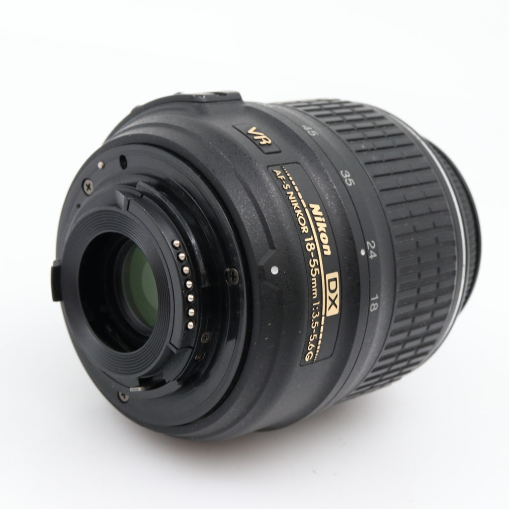 Nikon AF-S 18-55mm f/3.5-5.6G VR DX tweedehands
