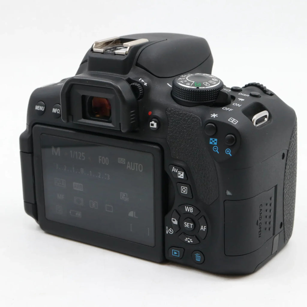 Canon EOS 750D