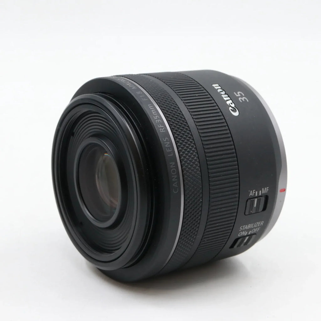 Canon RF 35mm F/1.8 Macro IS STM used