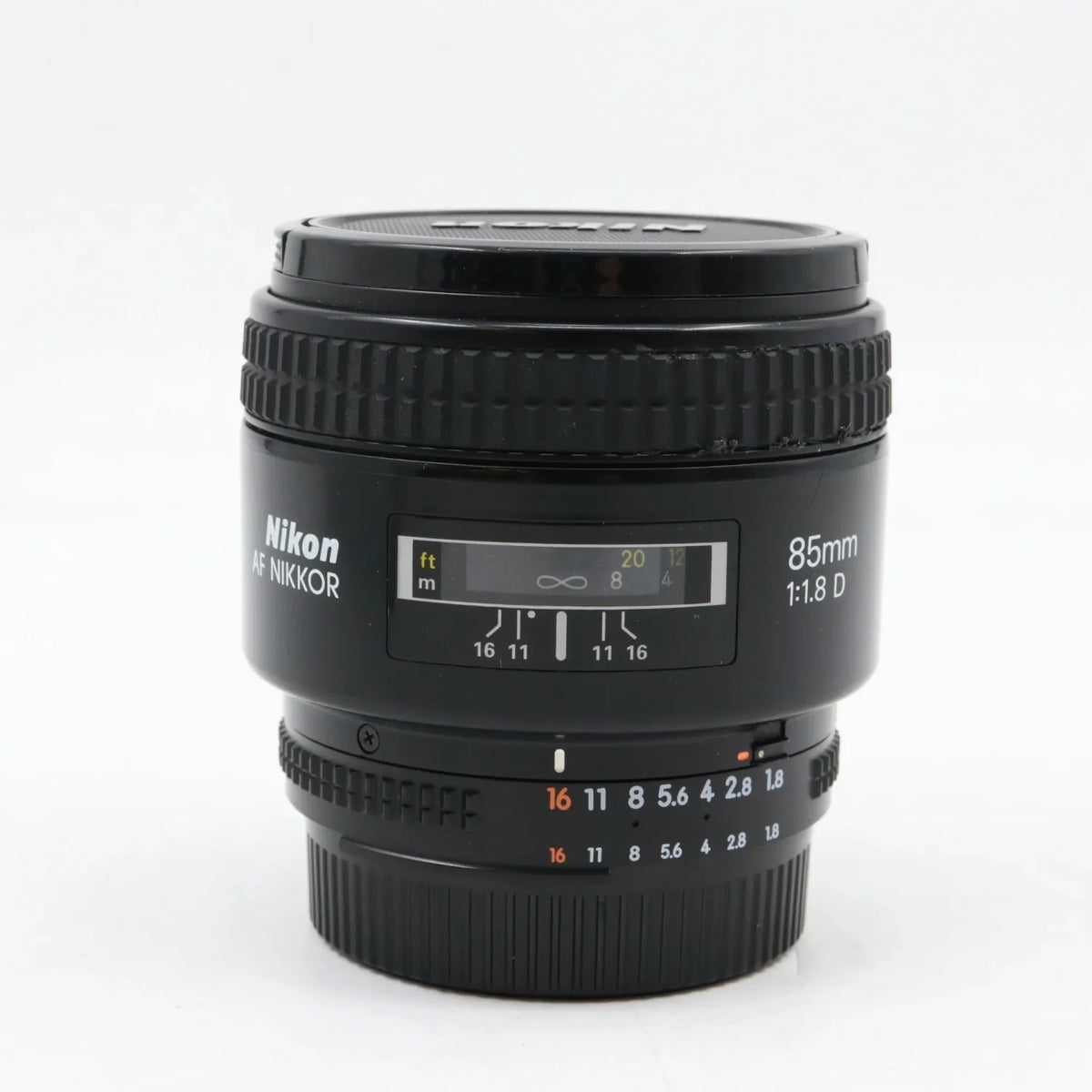 Nikon AF 85mm f/1.8 D