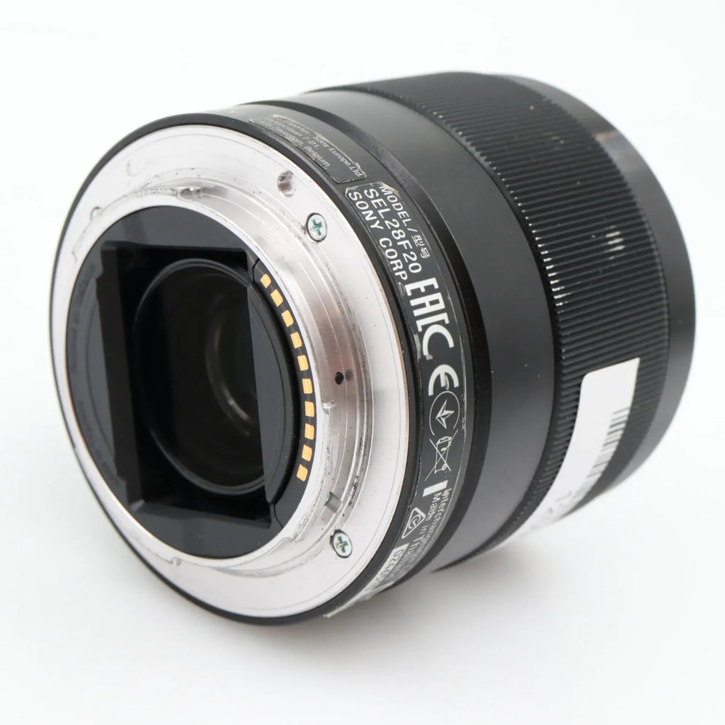 Sony FE 28mm f/2.0
