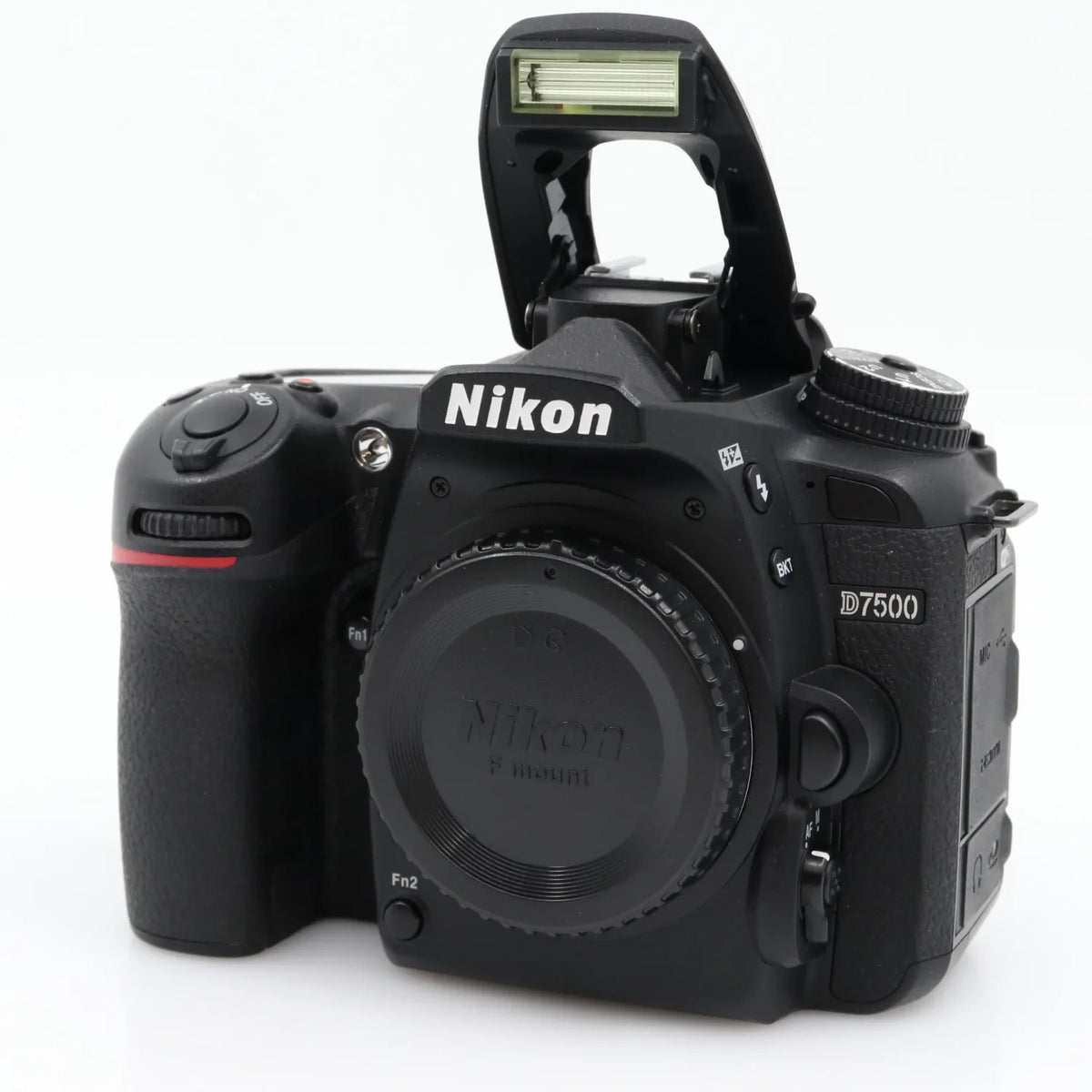 Nikon D7500