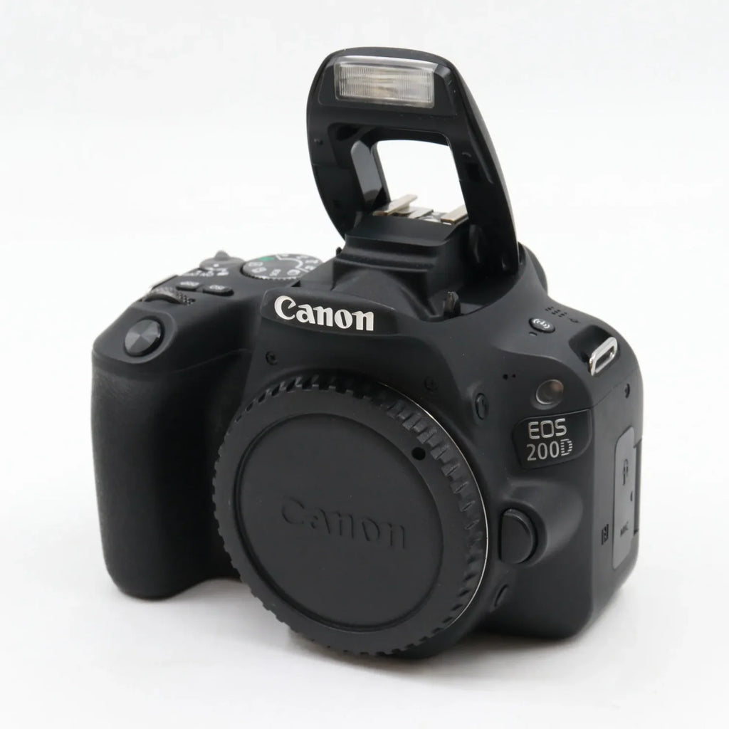 Canon EOS 200D