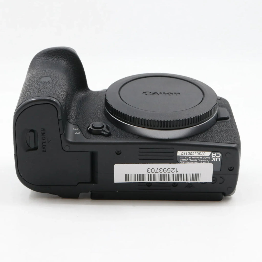 Canon EOS R7 body used