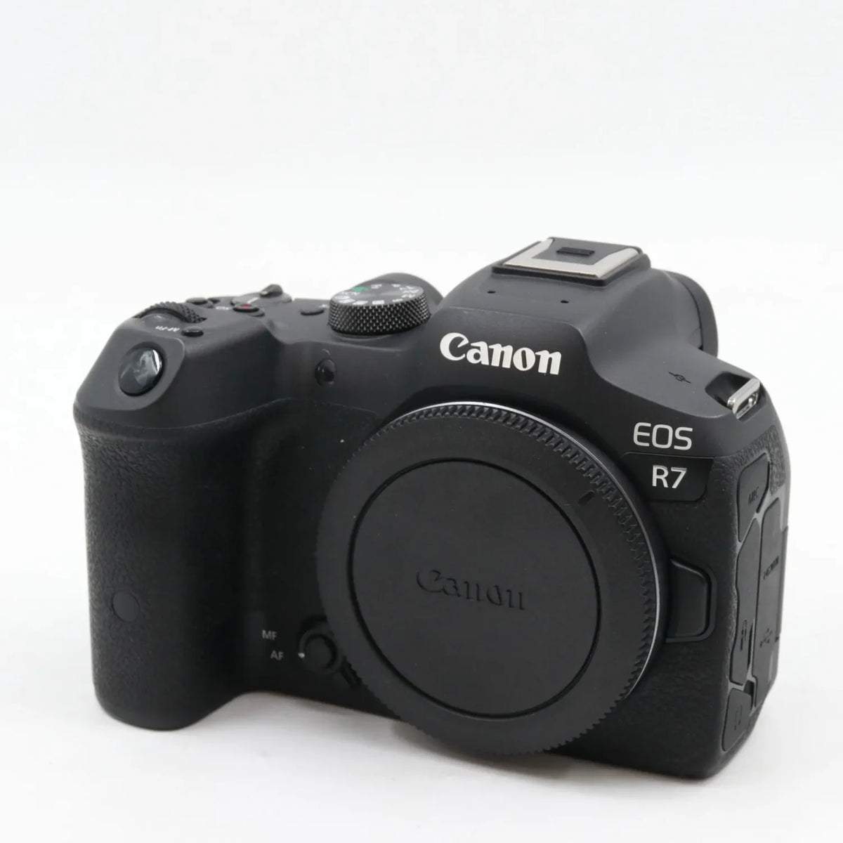 Canon EOS R7 body used