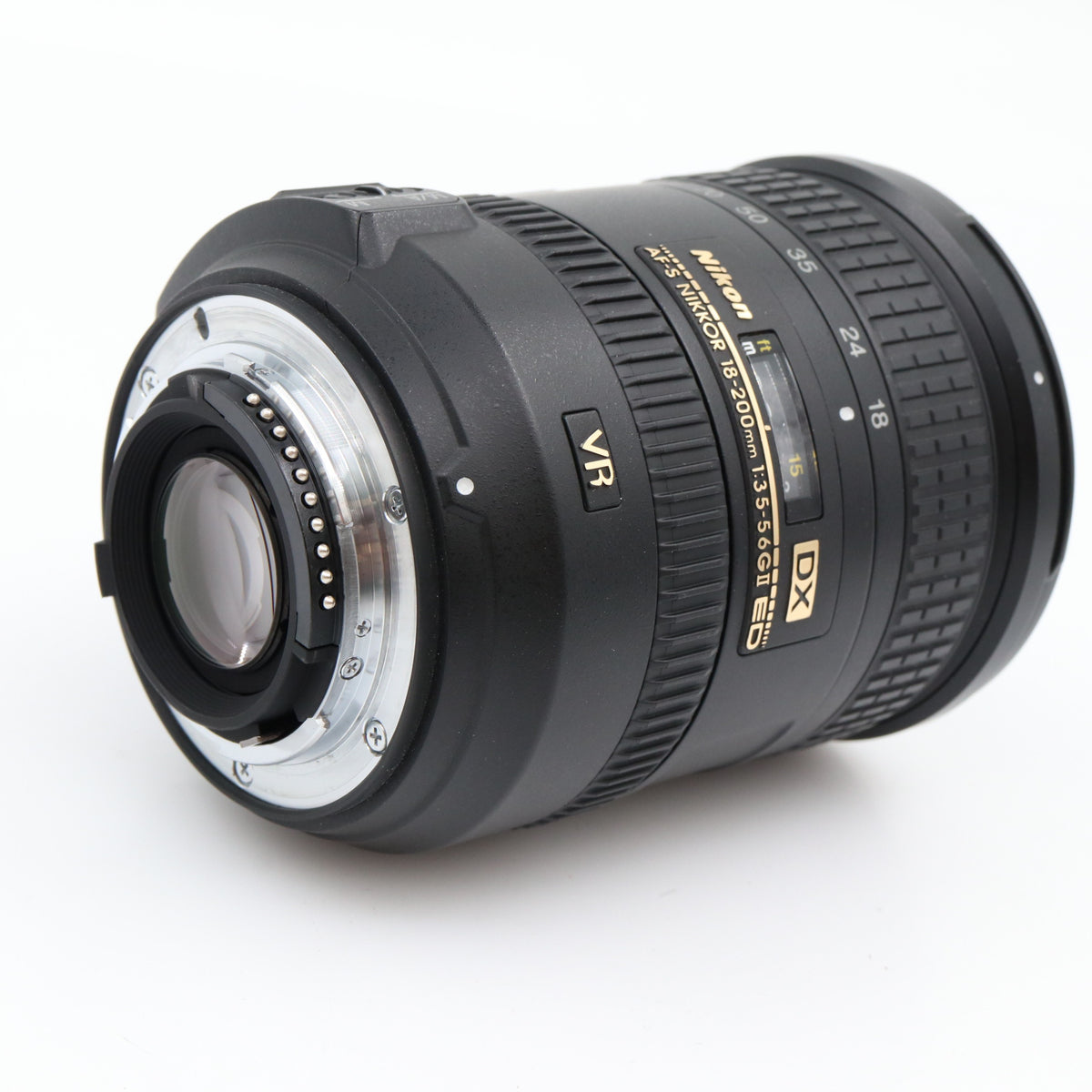 Nikon AF-S 18-200mm f/3.5-5.6G ED DX VR II segunda mano