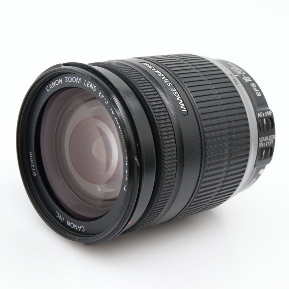Canon EF-S 18-200mm f/3.5-5.6 IS tweedehands