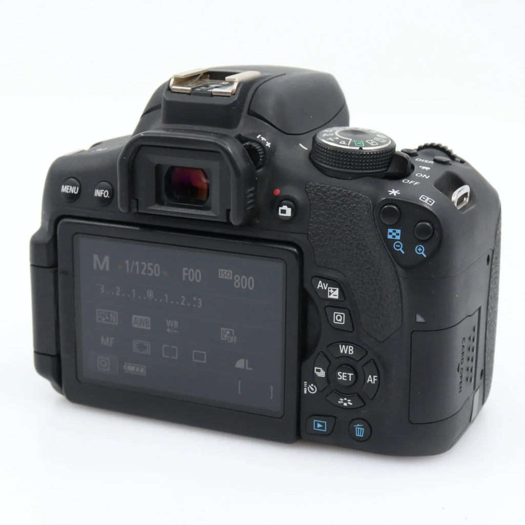 Canon EOS 750D body used