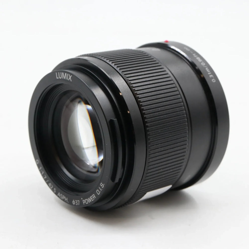 Panasonic Lumix G 42.5mm f/1.7 ASPH. Power OIS used