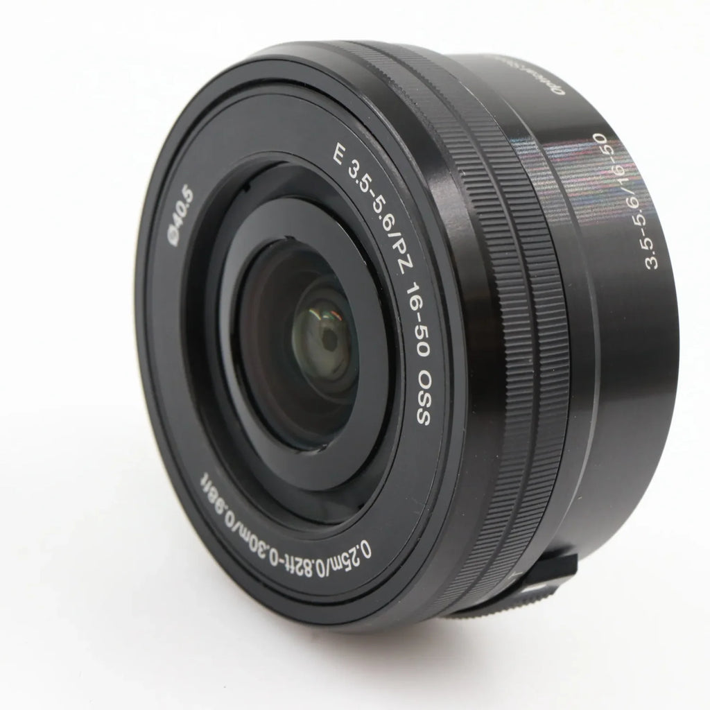 Sony E 16-50mm f/3.5-5.6 PZ OSS tweedehands