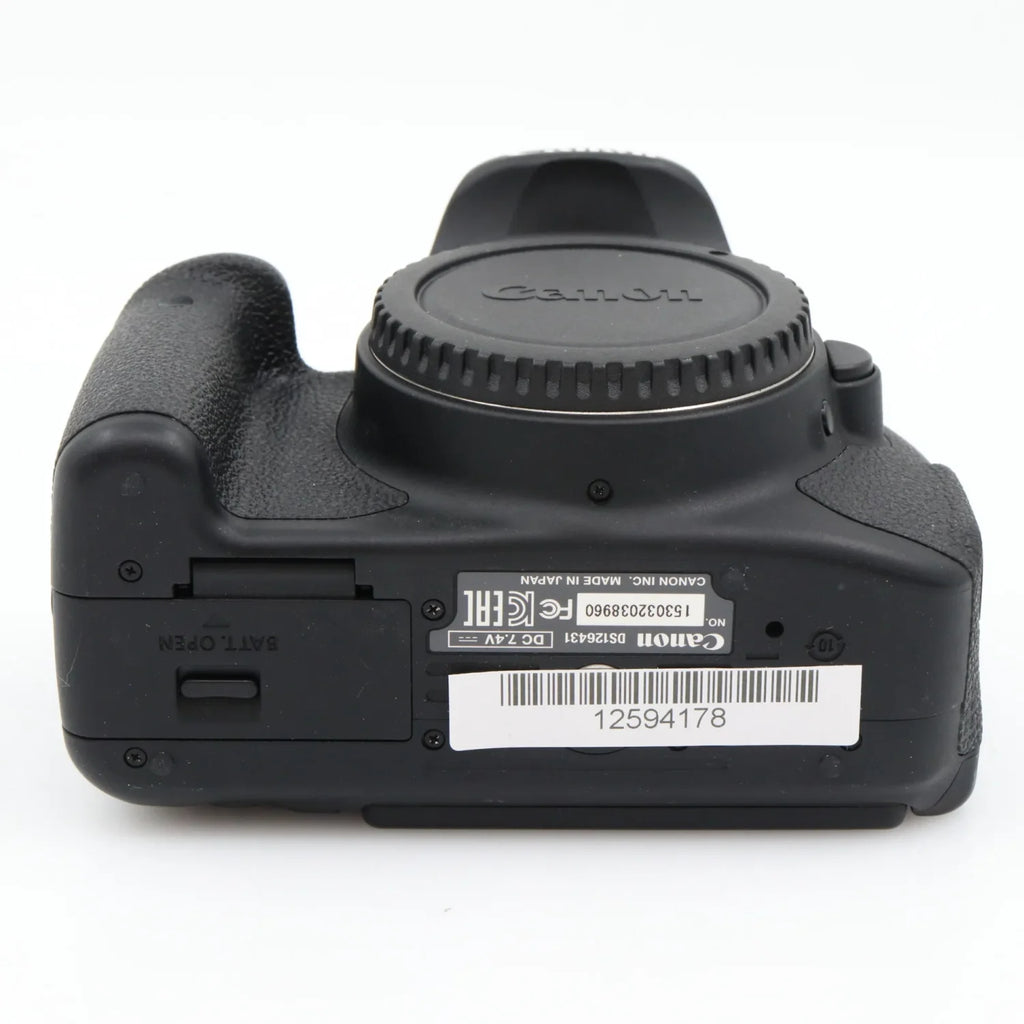 Canon EOS 700D body used