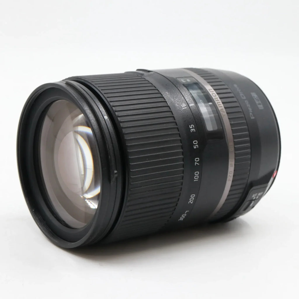 Tamron 16-300mm f/3.5-6.3 Di II VC PZD Canon usato