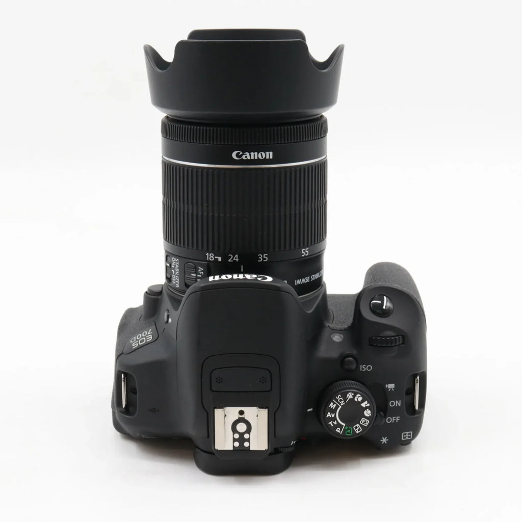 Canon EOS 700D body + EF-S 18-55mm F/3.5-5.6 IS STM used