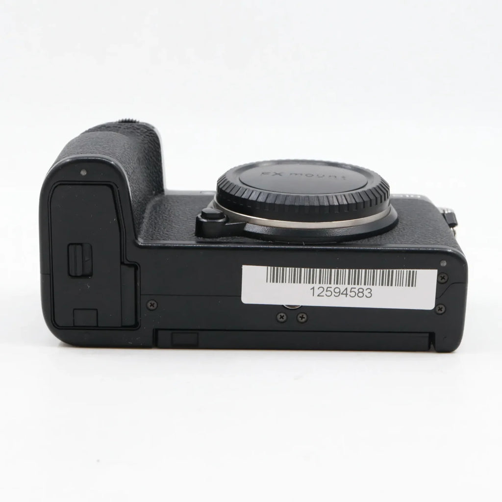 Fujifilm X-S10 body used