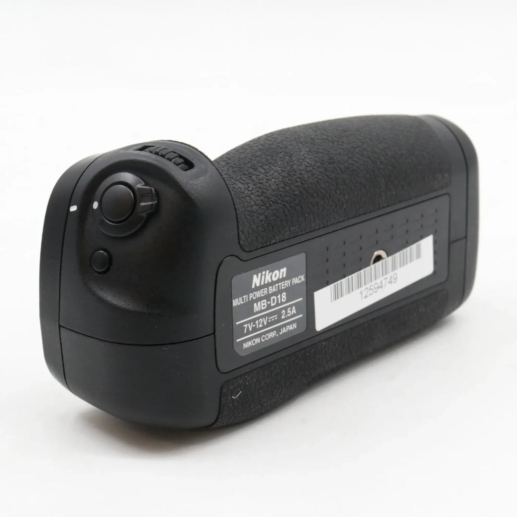 Nikon MB-D18 batterygrip gebraucht
