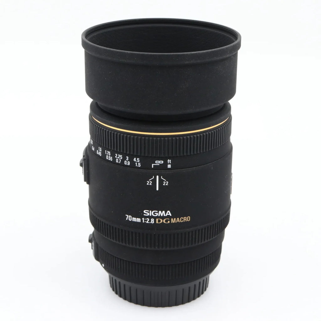 Sigma 70mm f/2.8 EX DG Macro Canon used
