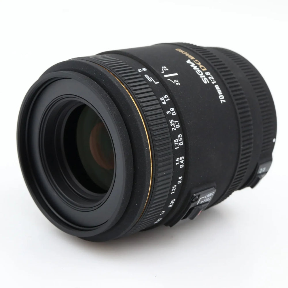 Sigma 70mm f/2.8 EX DG Macro Canon used