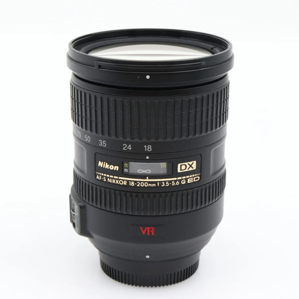 Nikon AF-S 18-200mm f/3.5-5.6G ED DX VR usato