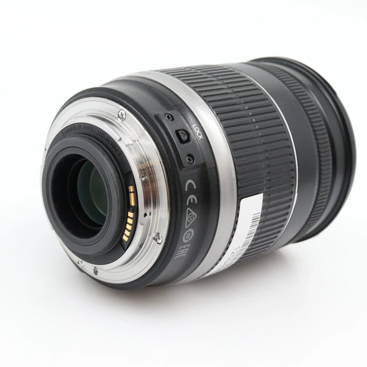 Canon EF-S 18-200mm f/3.5-5.6 IS tweedehands