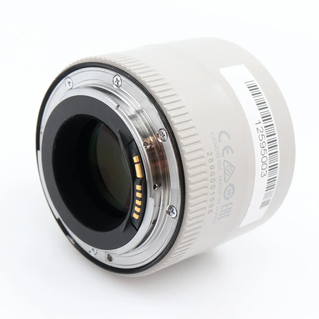 Canon EF 2x III Extender (teleconverter) used