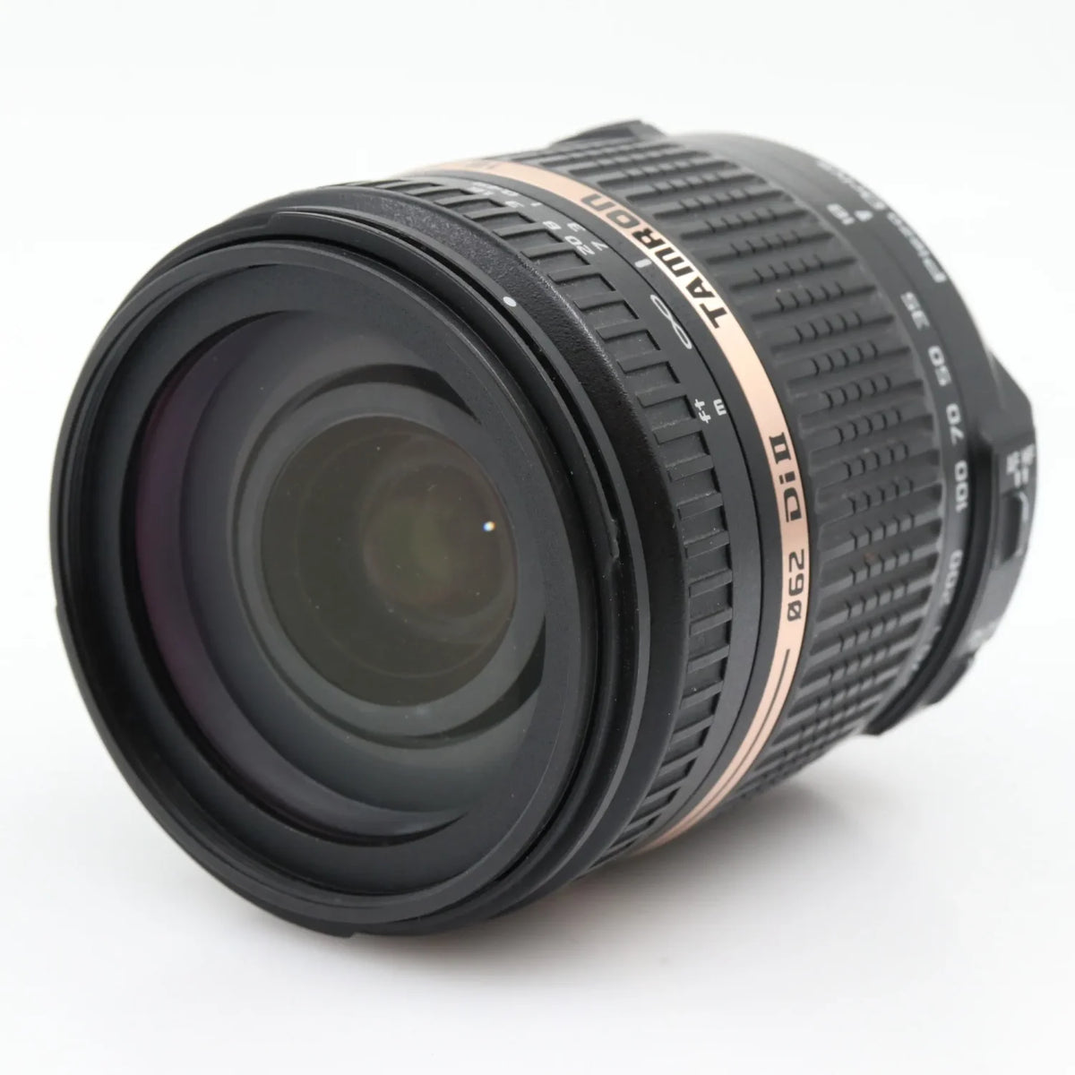 Tamron 18-270mm f/3.5-6.3 VC Di II PZD Nikon usato