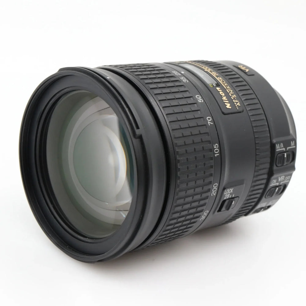 Nikon AF-S 28-300mm f/3.5-5.6G ED VR used