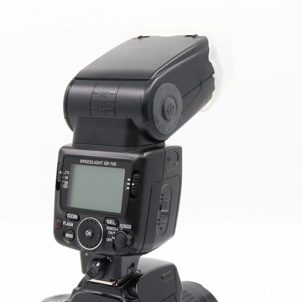 Nikon Speedlight SB-700 occasion