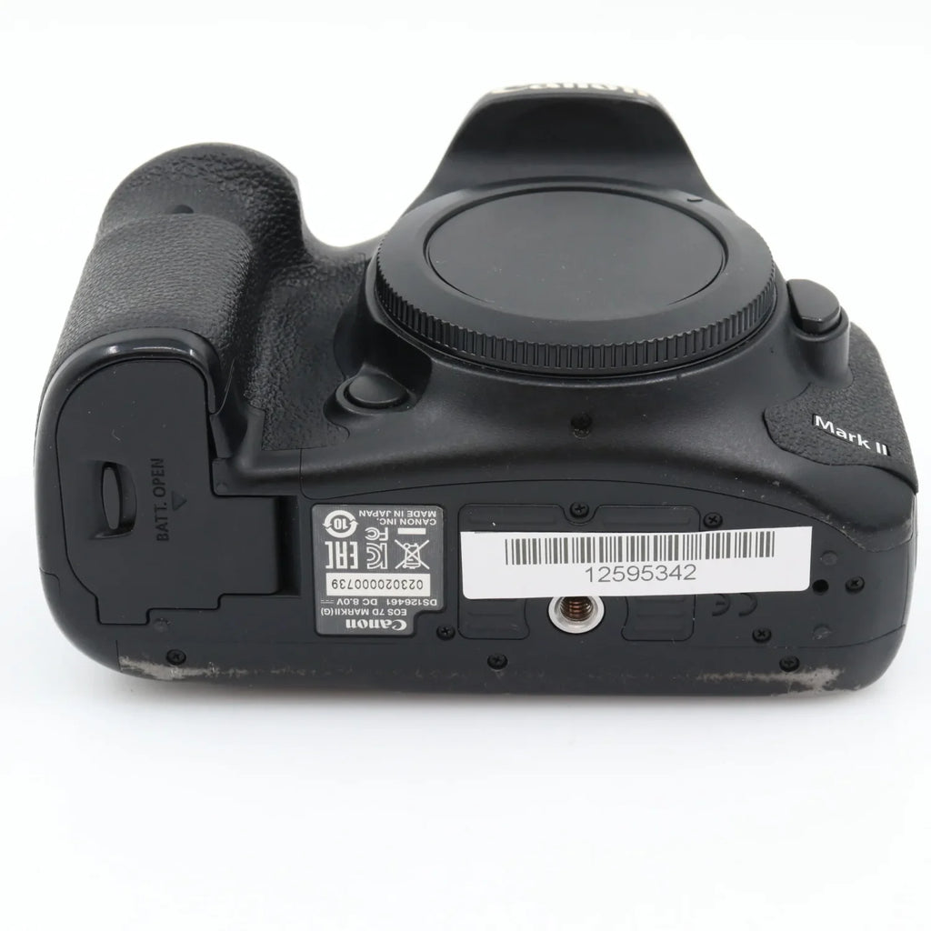 Canon EOS 7D mark II body used