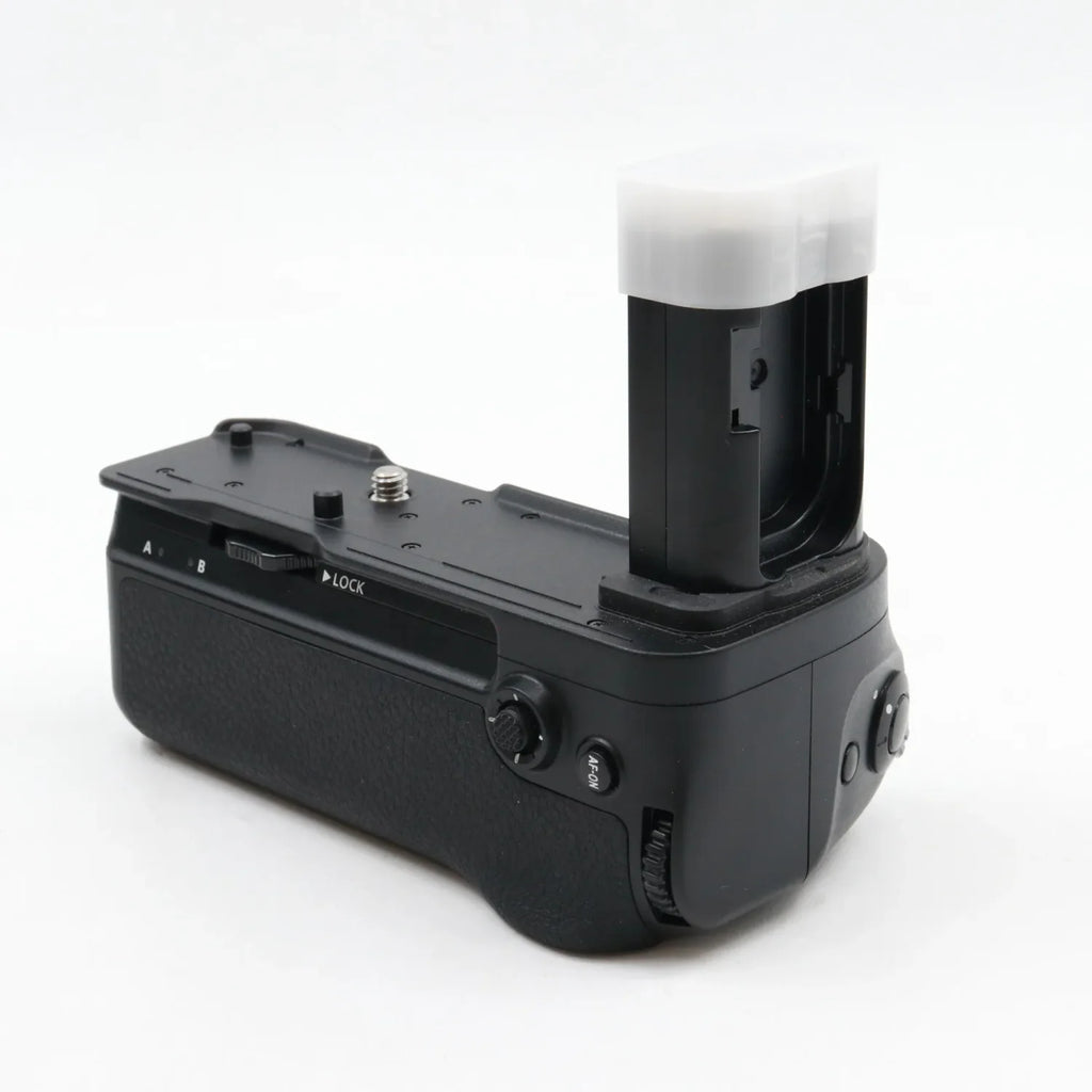 Nikon Power Battery Pack MB-N12 used