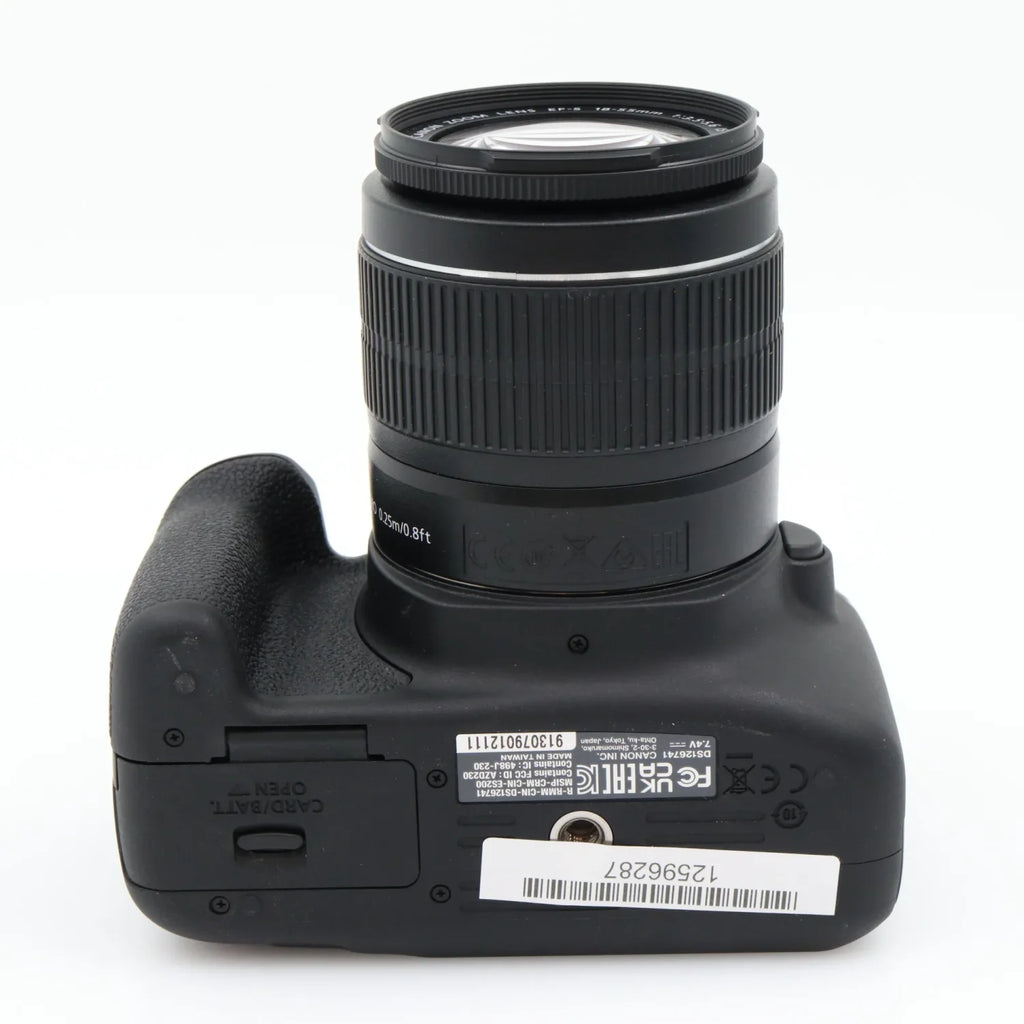 Canon EOS 2000D + EF-S 18-55mm f/3.5-5.6 IS II tweedehands