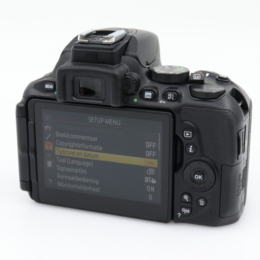 Nikon D5600 body tweedehands