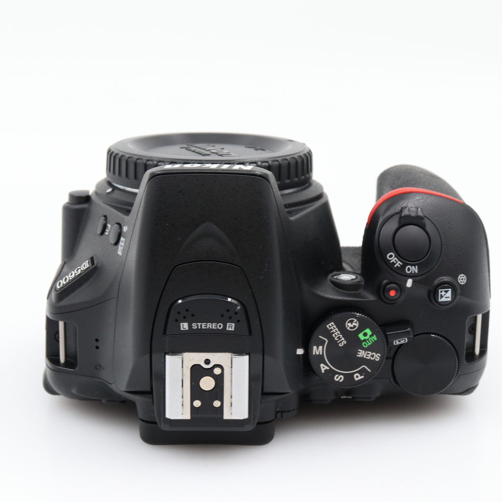 Nikon D5600 body tweedehands